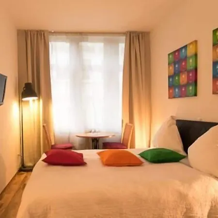 Monte Christo Otel Köln