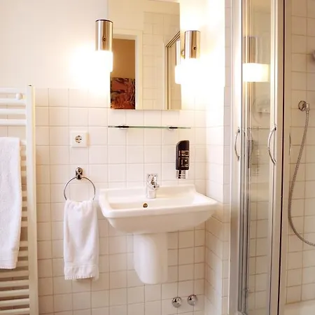 Monte Christo Otel Köln