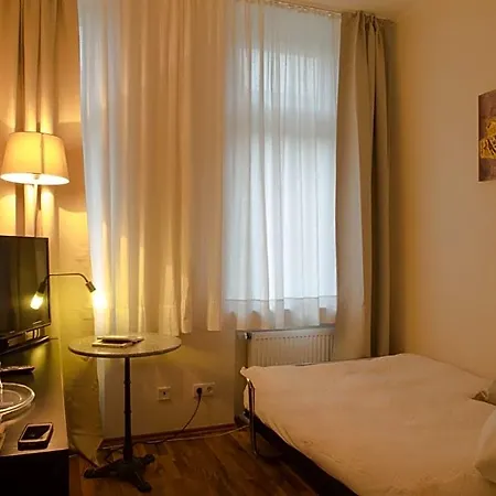 Hotel Monte Christo 3*
