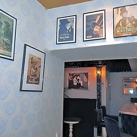 Monte Christo Hotel
