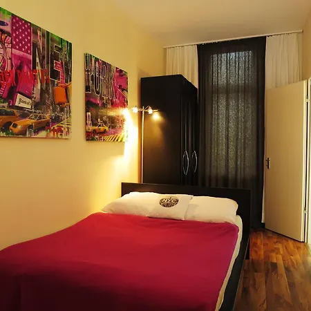 Monte Christo Szálloda Köln