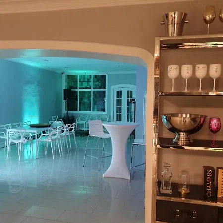 Monte Christo Szálloda Köln