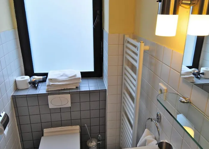 Monte Christo Hotell 3*